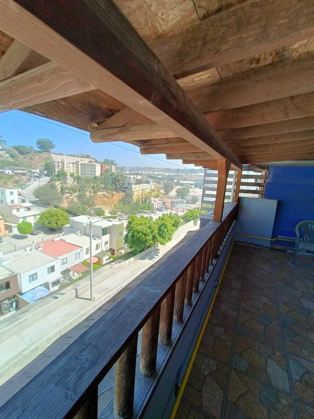 5 de 16: Balcon Recamara principal