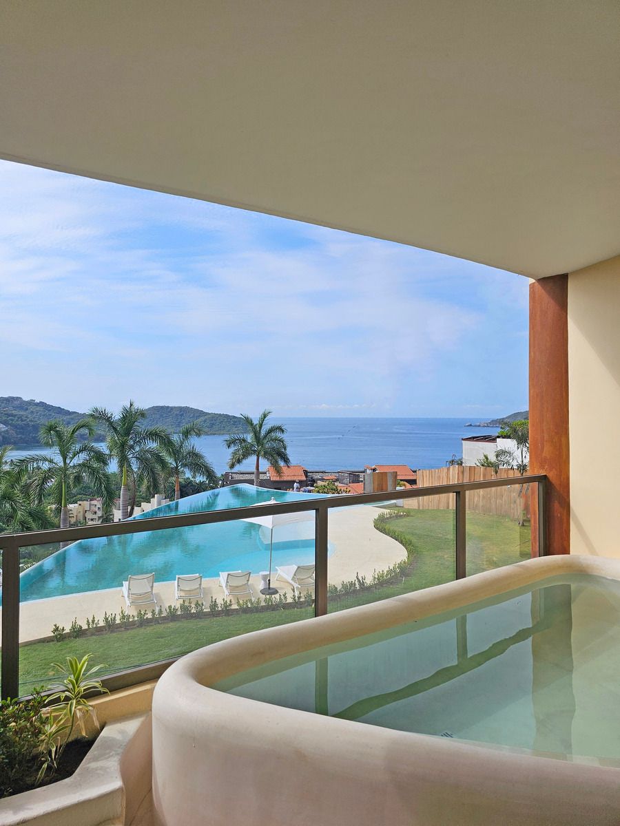 Villas Zielo Playa La Ropa Zihuatanejo Guerrero.