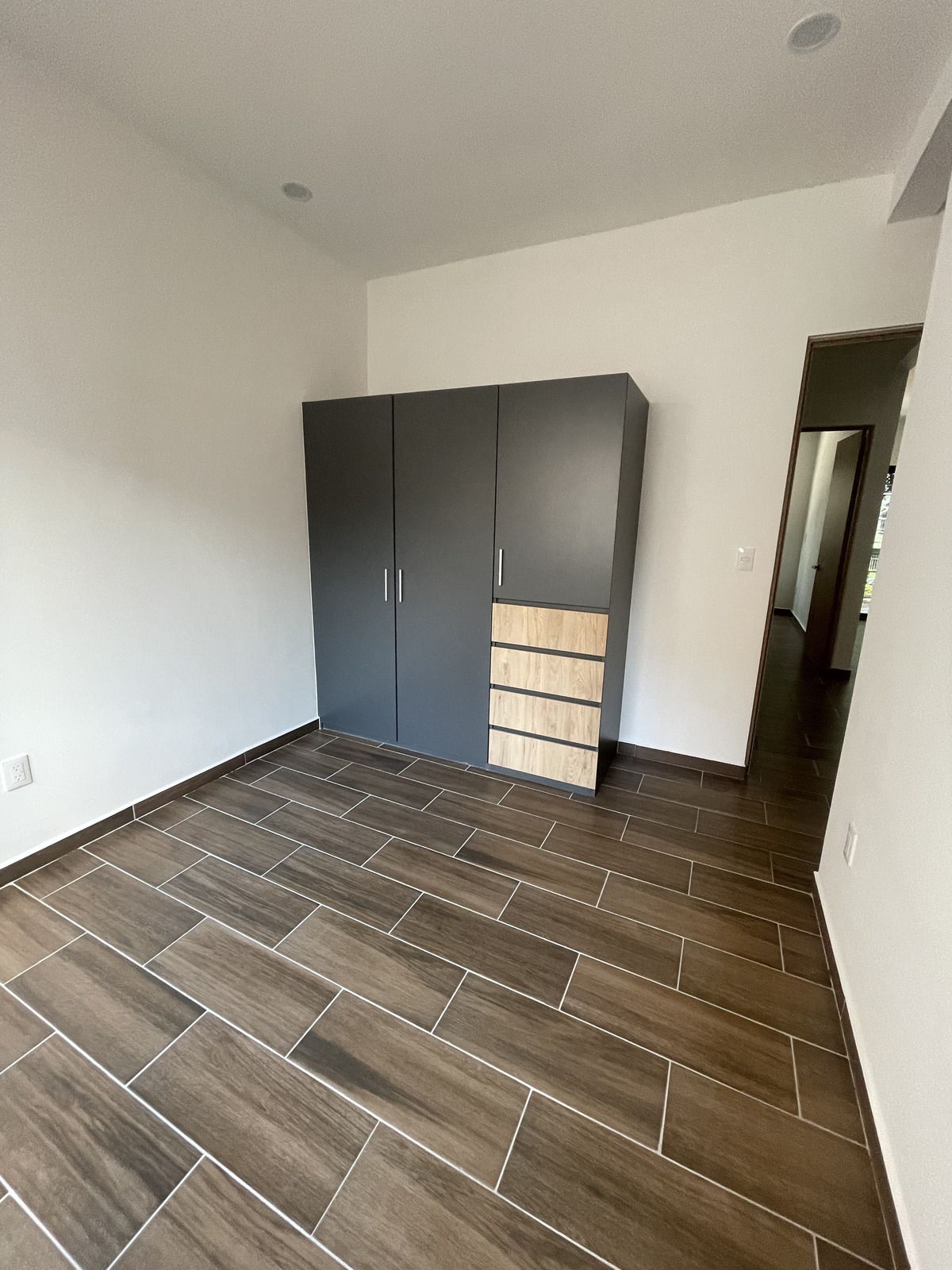 8 de 16: Recámara secundaria