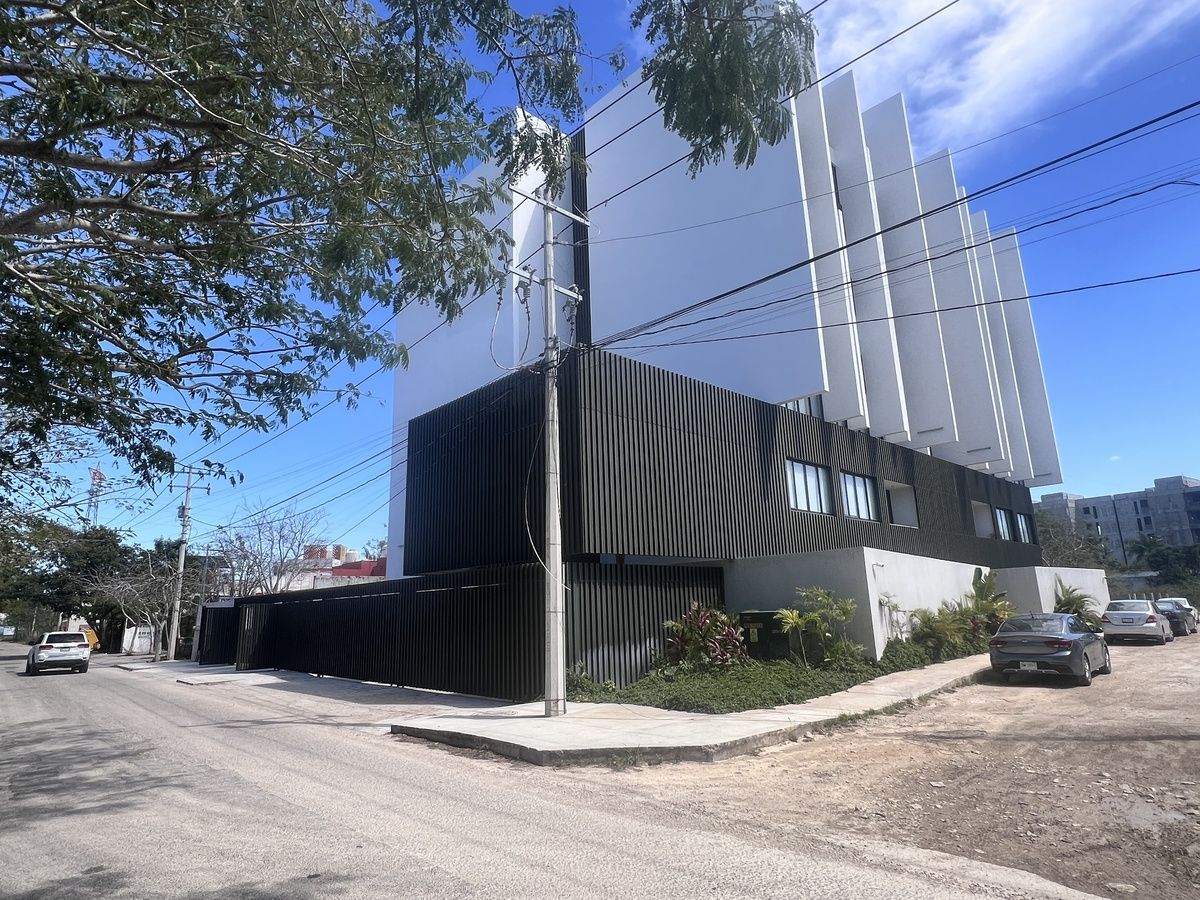 14 de 25: fachada UMBRA
