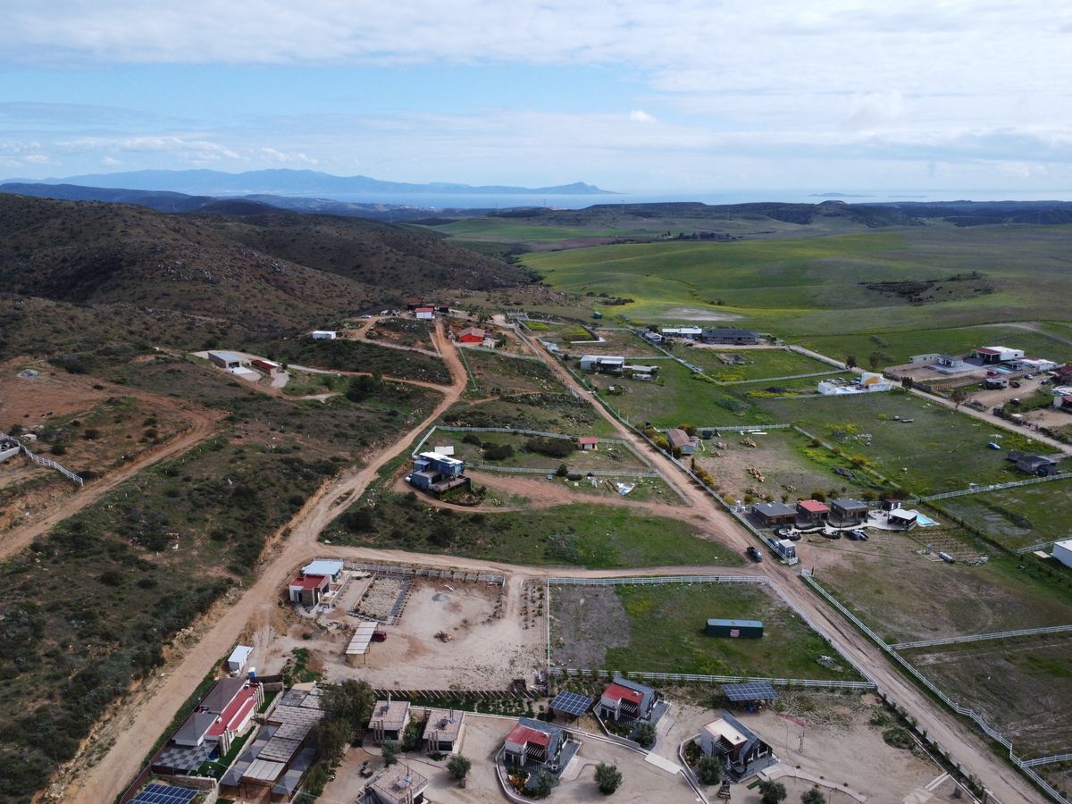 1 of 16: Vista area del fraccionamiento