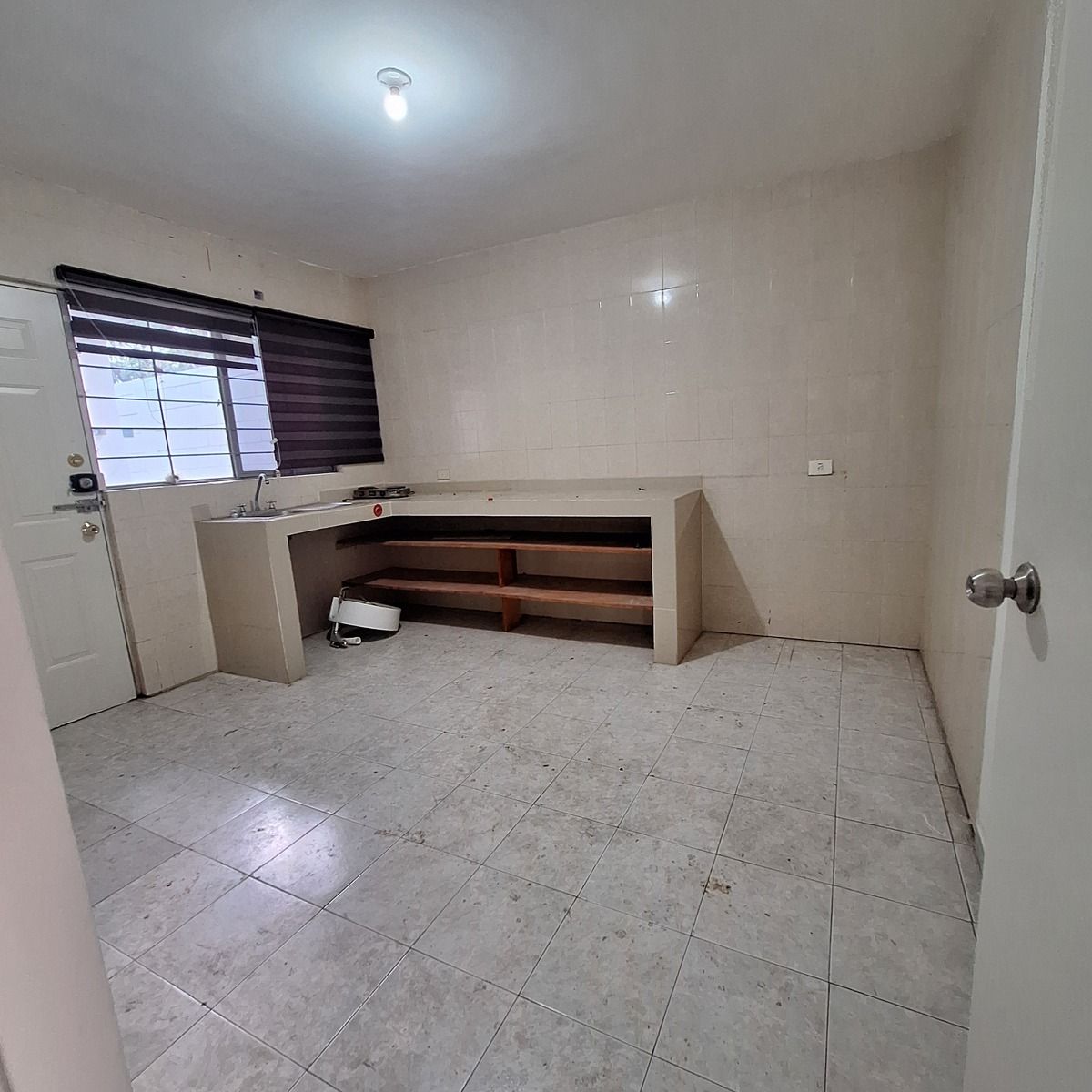 Office in Las Cumbres, Monterrey, photo 15 of 21