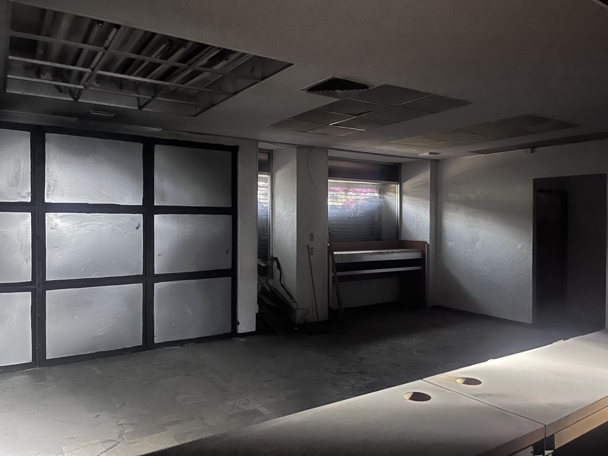 8 de 30: Entrada de la calle