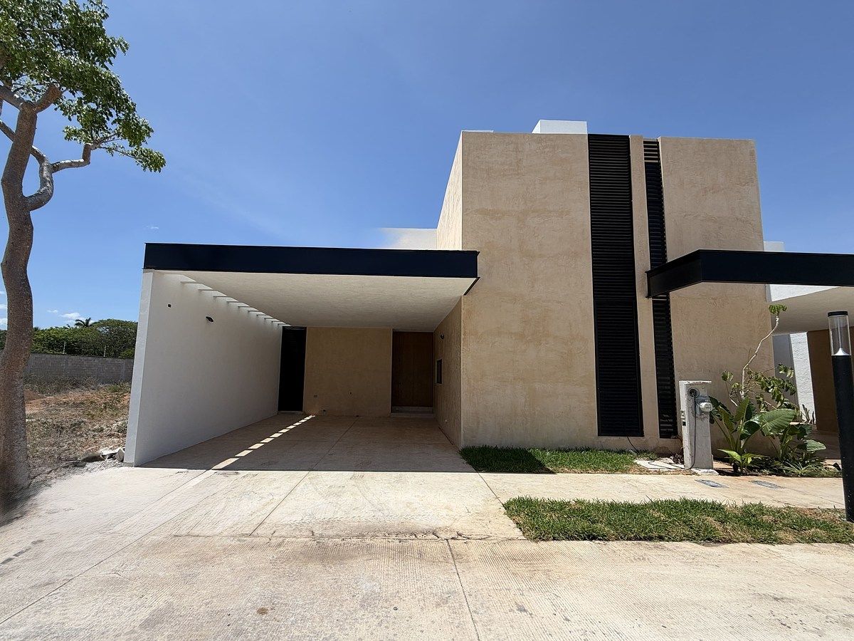 CASA À VENDA EM MÉRIDA, UM ANDAR, ÁREA COUNTRY, PRIVADA COM AMENIDADES. ADANA., foto 1 de 46