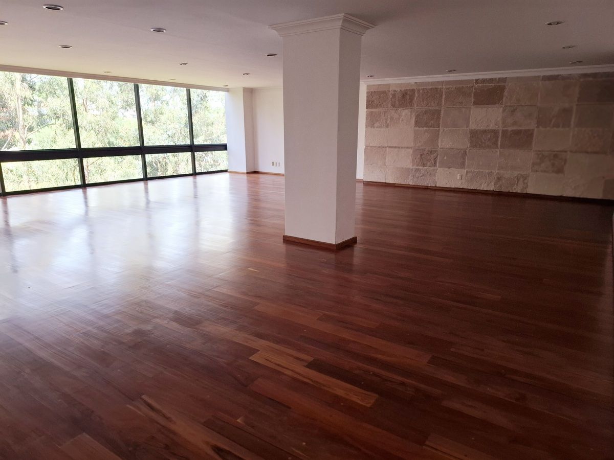 1 de 27: Sala y comedor muy amplia