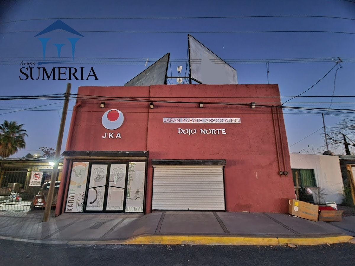 Amplio Dojo con oficinas y habitación