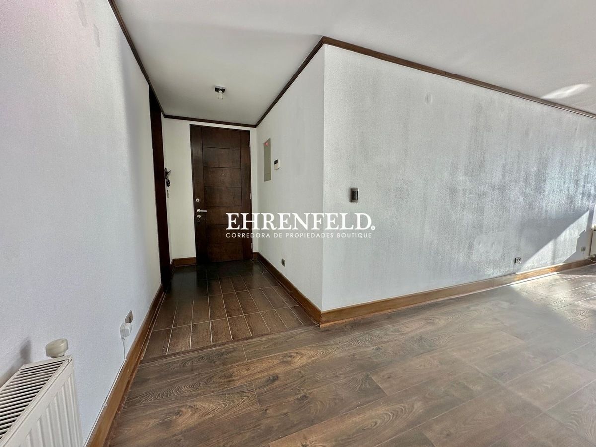 12 de 32: Hall.