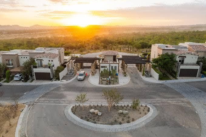 Casa en Venta – Zona Dorada de Cabo San Lucas