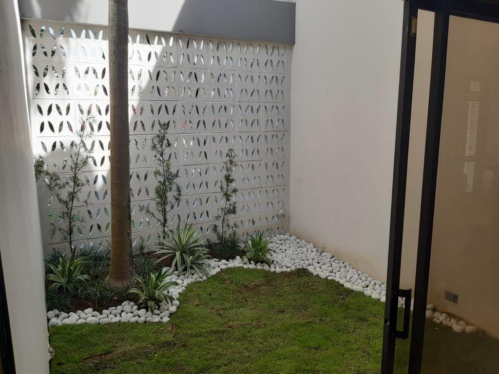 4 de 21: Patio estilo español