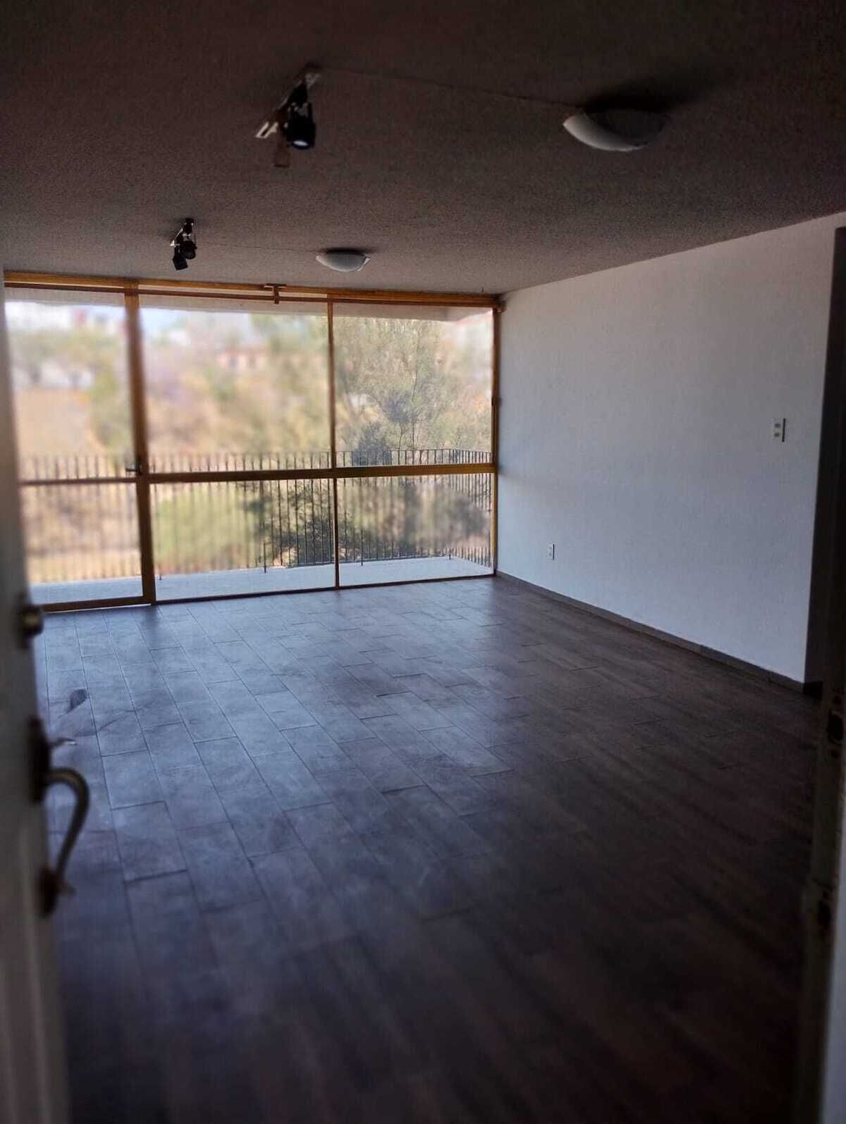 2 de 14: Estancia con vista a la barranca