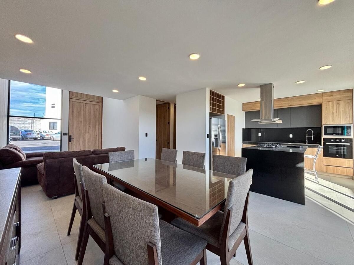 6 de 40: Espacios con iluminación natural .