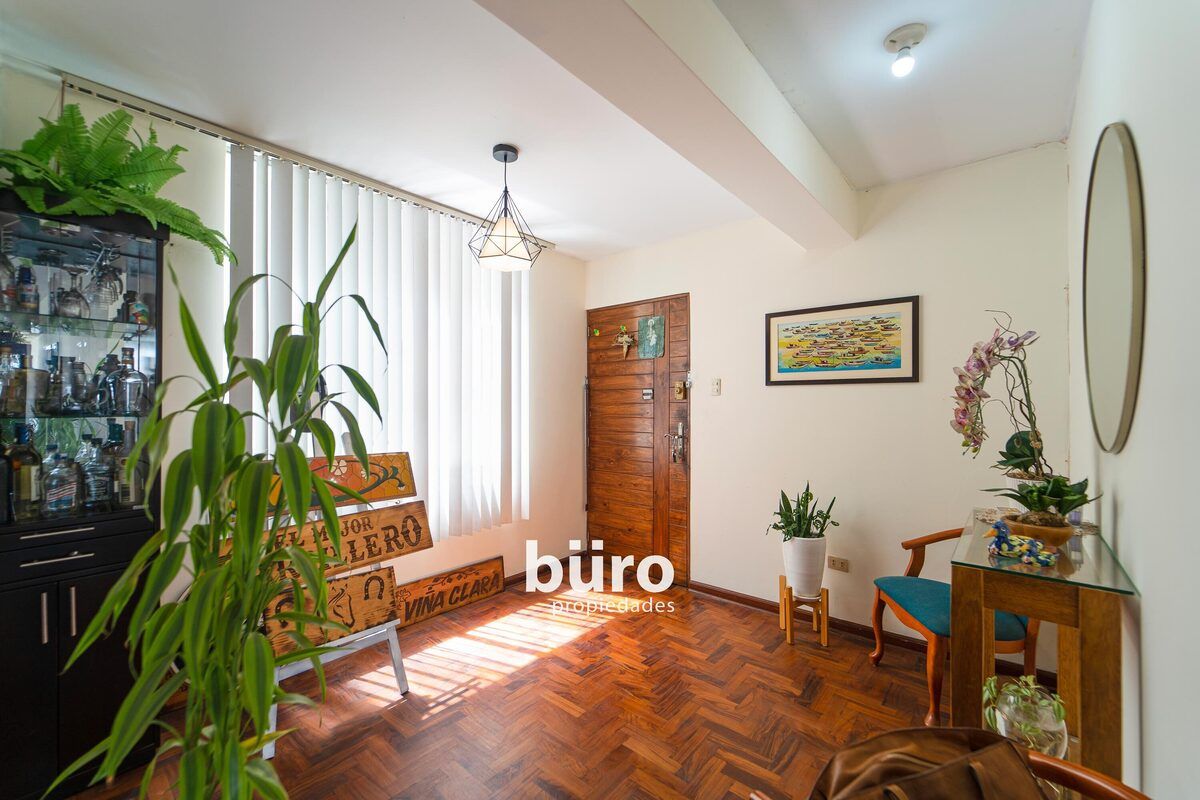 5 of 30: Ingreso al departamento