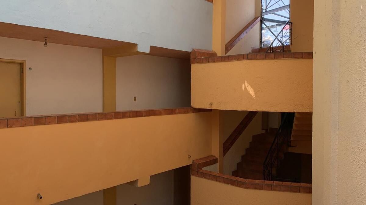 1 de 9: Escaleras
