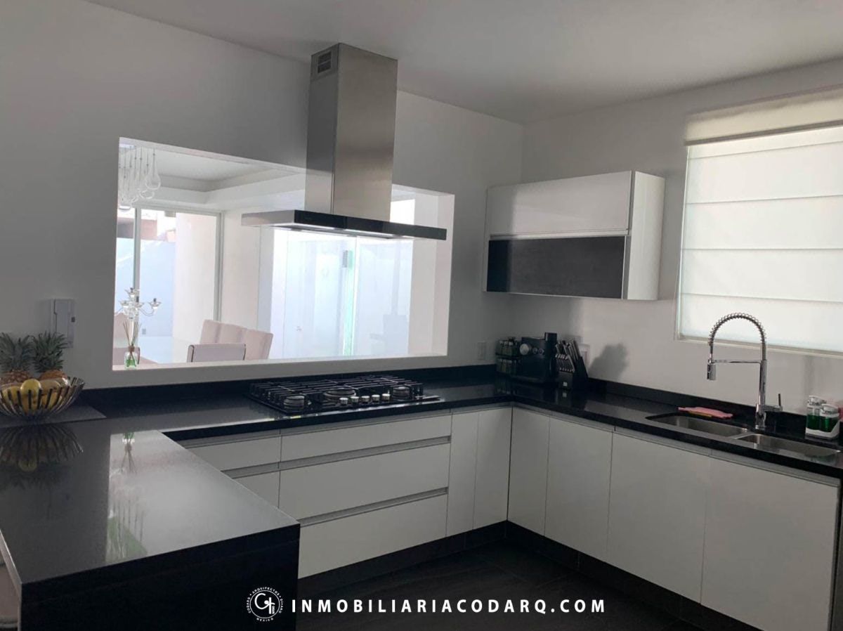 Residence for sale in Puerta de Valladolid, Bosque Esmeralda - foto 4