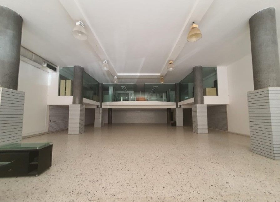 Local with 2 warehouses in downtown Monterrey - foto 1