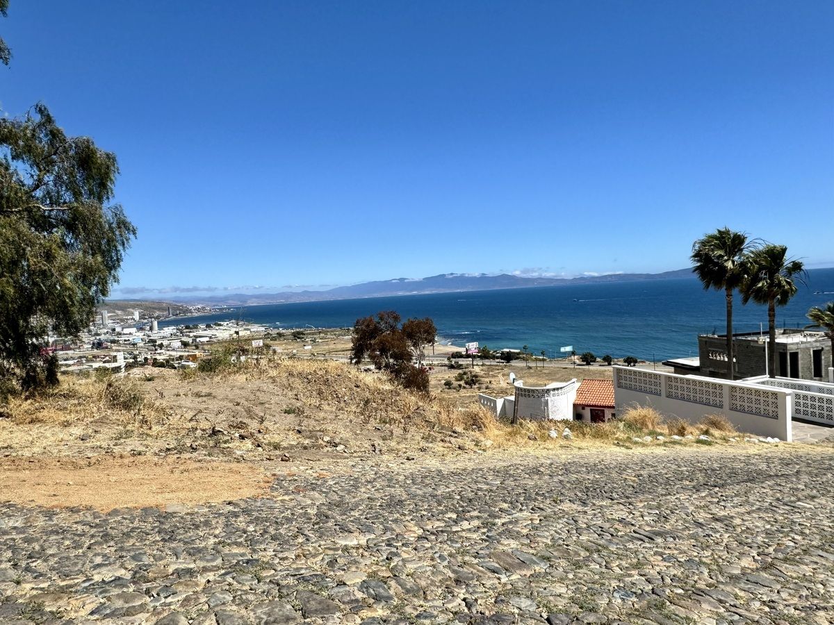 4 of 8: Terreno en venta