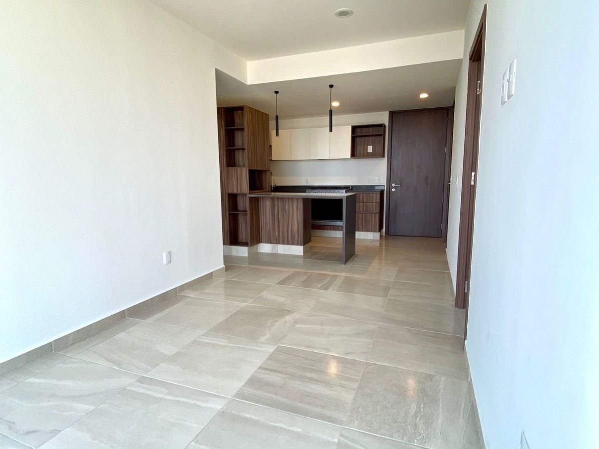 7 de 18: Sala y cocina