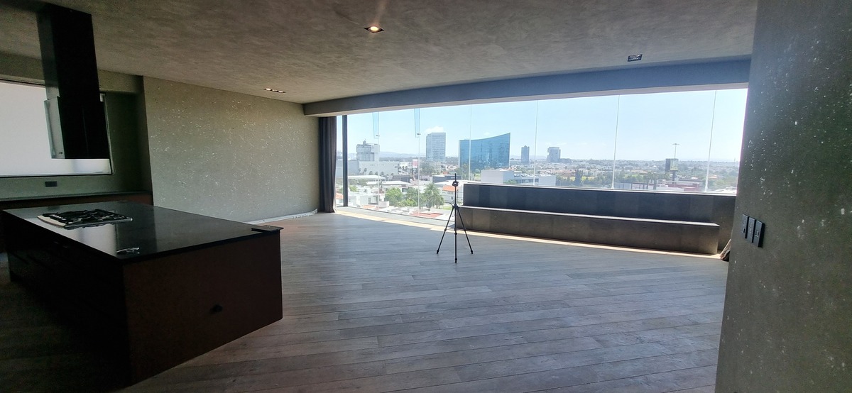 4 de 13: Sala Comedor