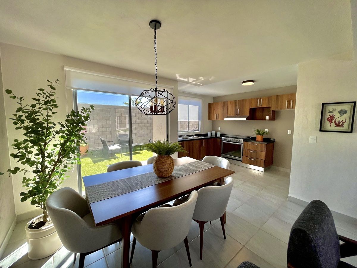 NUEVA Casa con excelentes espacios Zonas REAL SOLARE - foto 3