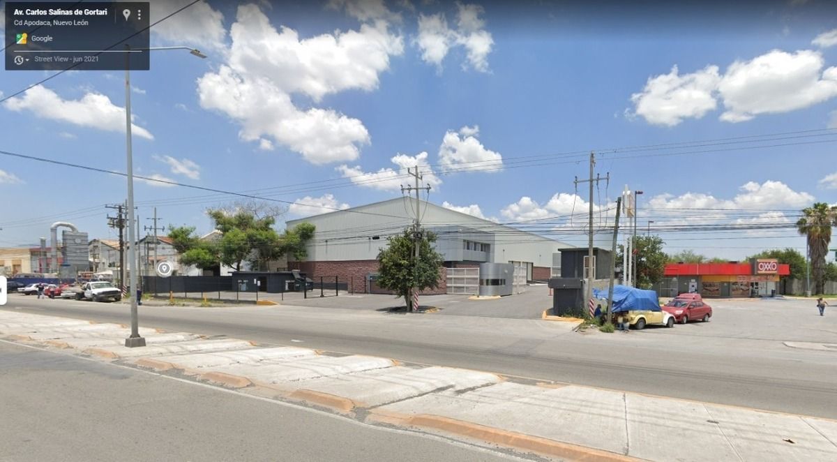 17 de 17: ACCESO AL PARQUE