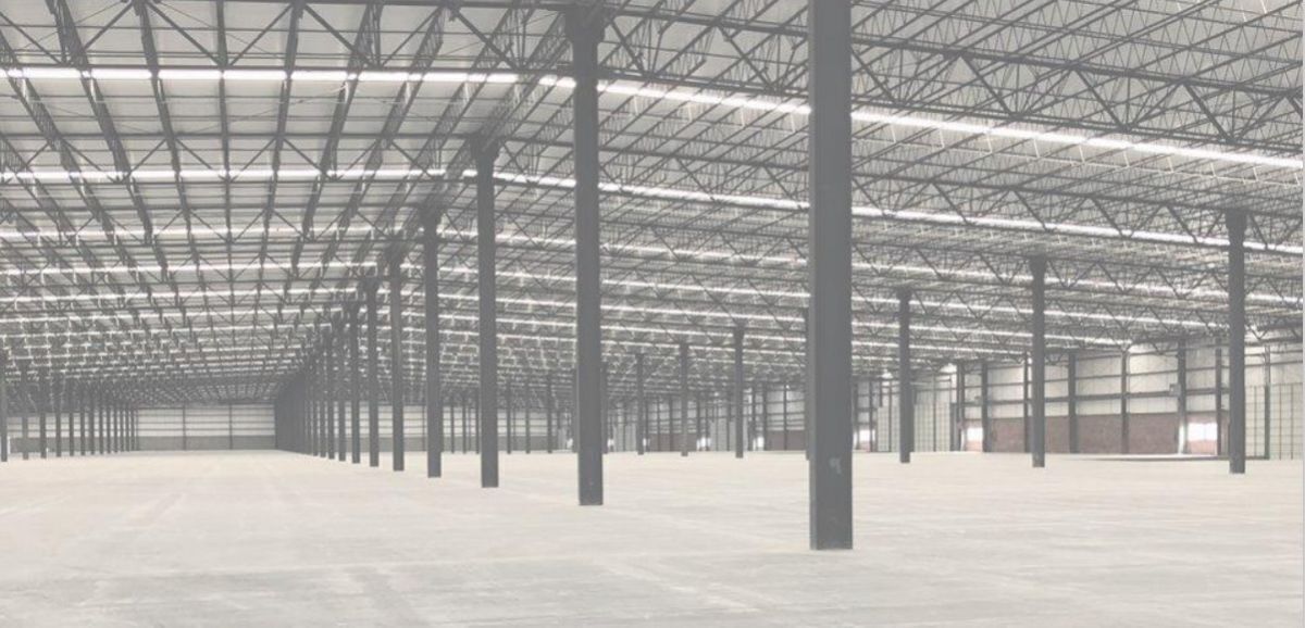 2 of 10: VISTA INTERIOR