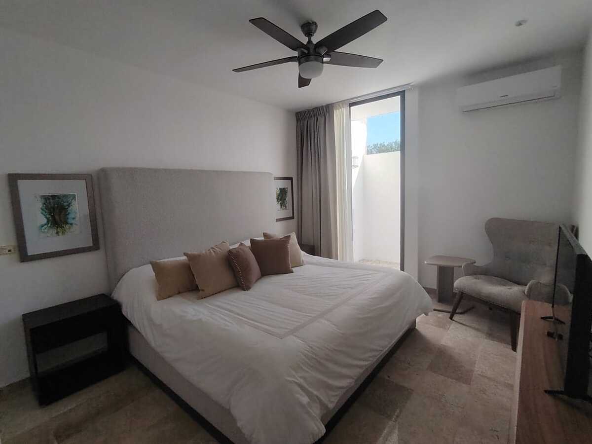 5 of 13: Habitación Principal