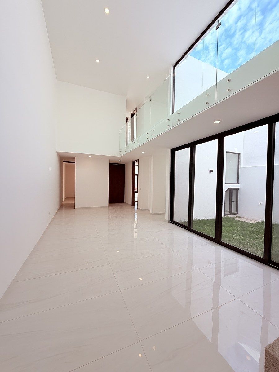 11 de 34: Sala. Comedor. 
Doble. Altura !!!!