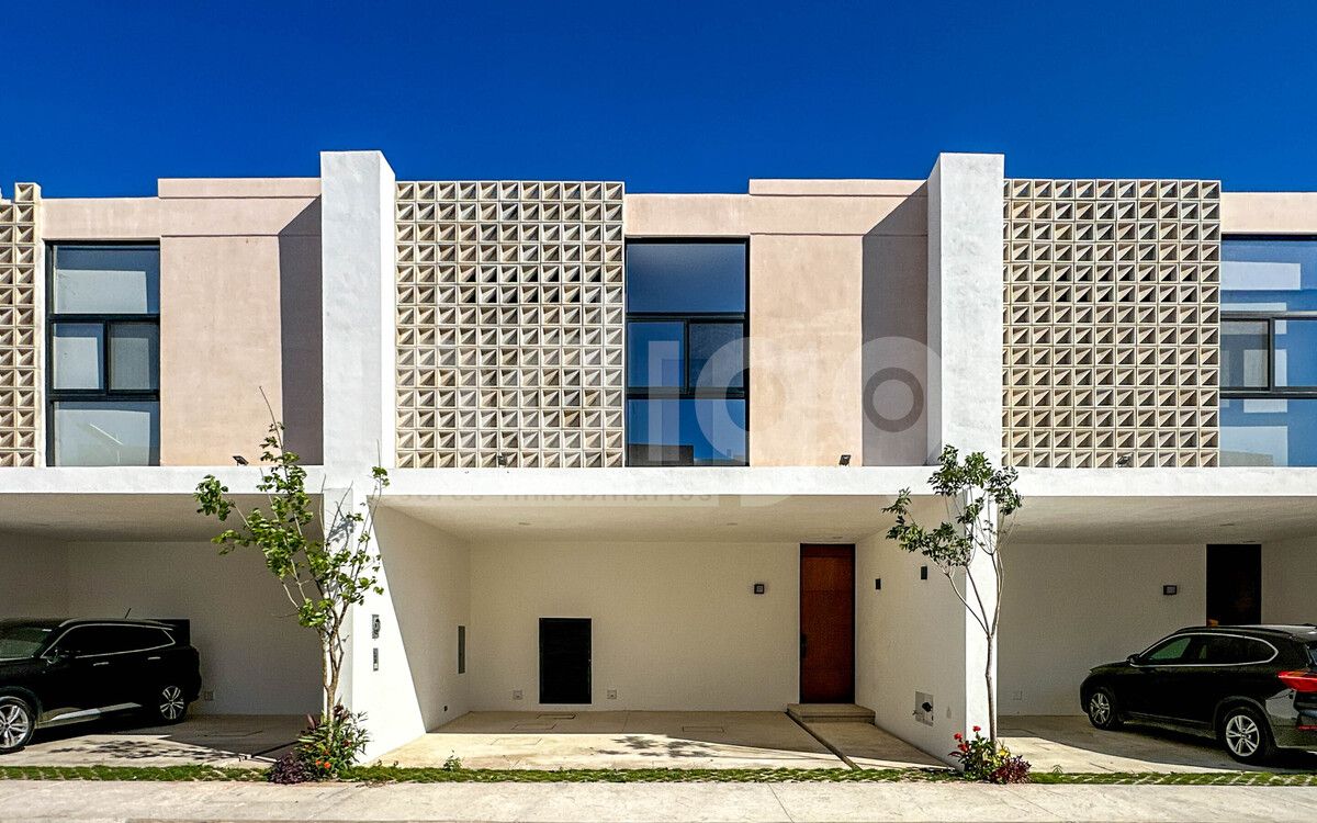 1 de 50: Fachada Frontal 1