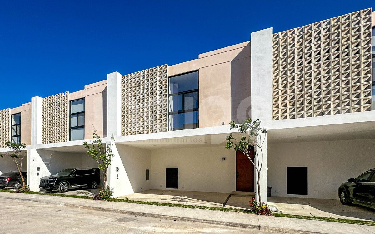 2 de 50: Fachada Frontal 1