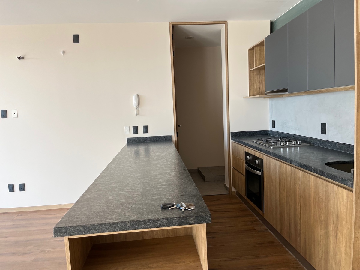 14 de 24: al fondo ingreso al cuarto de lavado