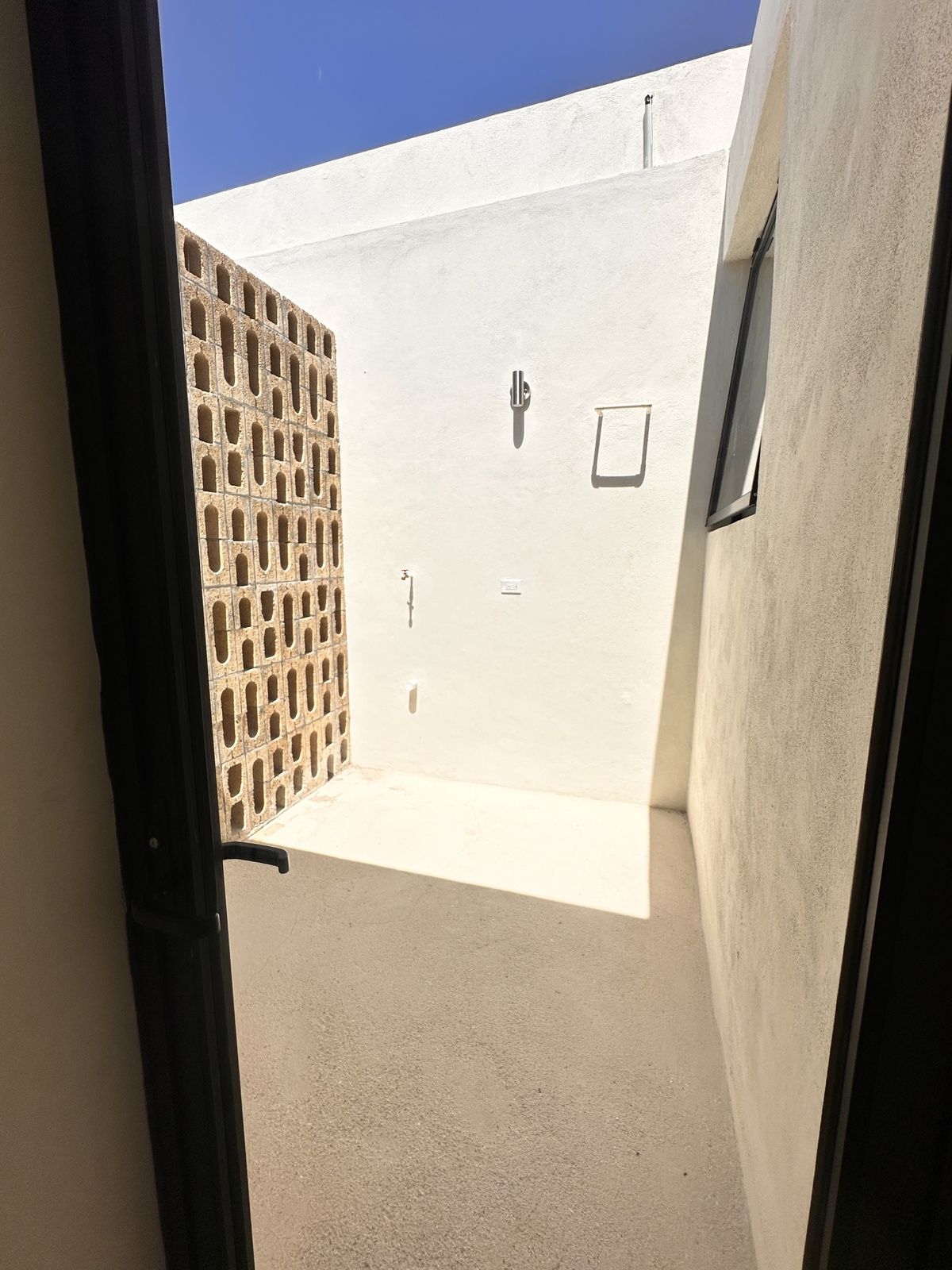 25 of 31: Area de lavado