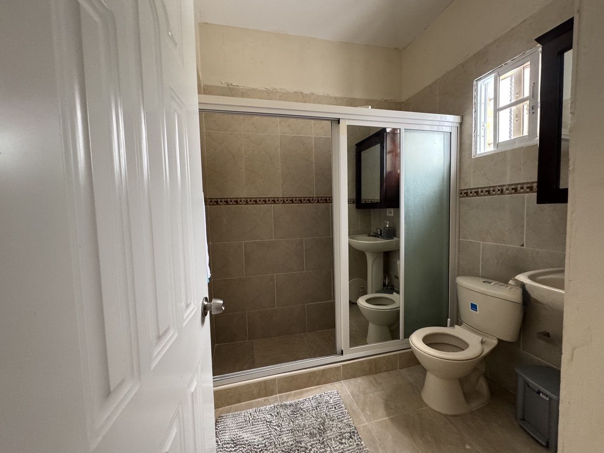 5 of 8: Bathroom