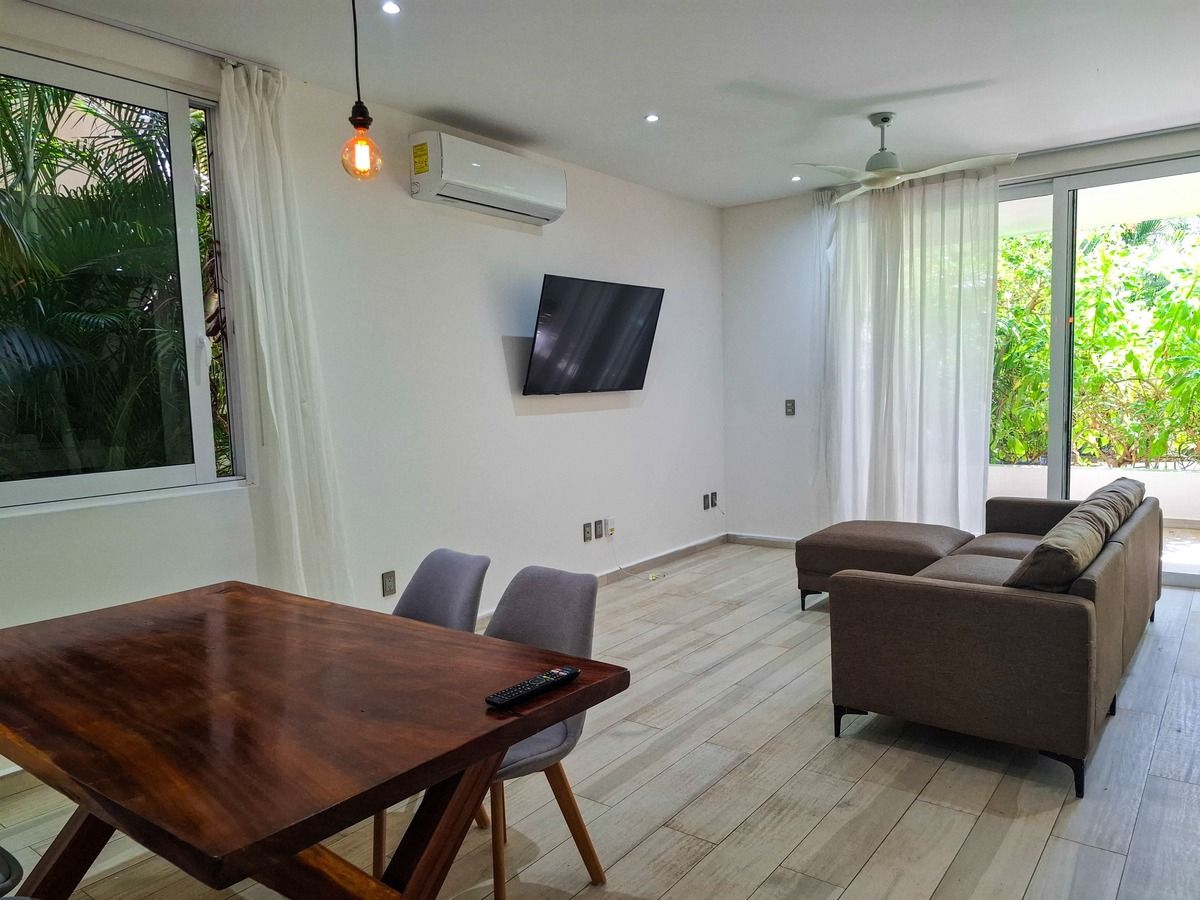 2 of 11: sala comedor