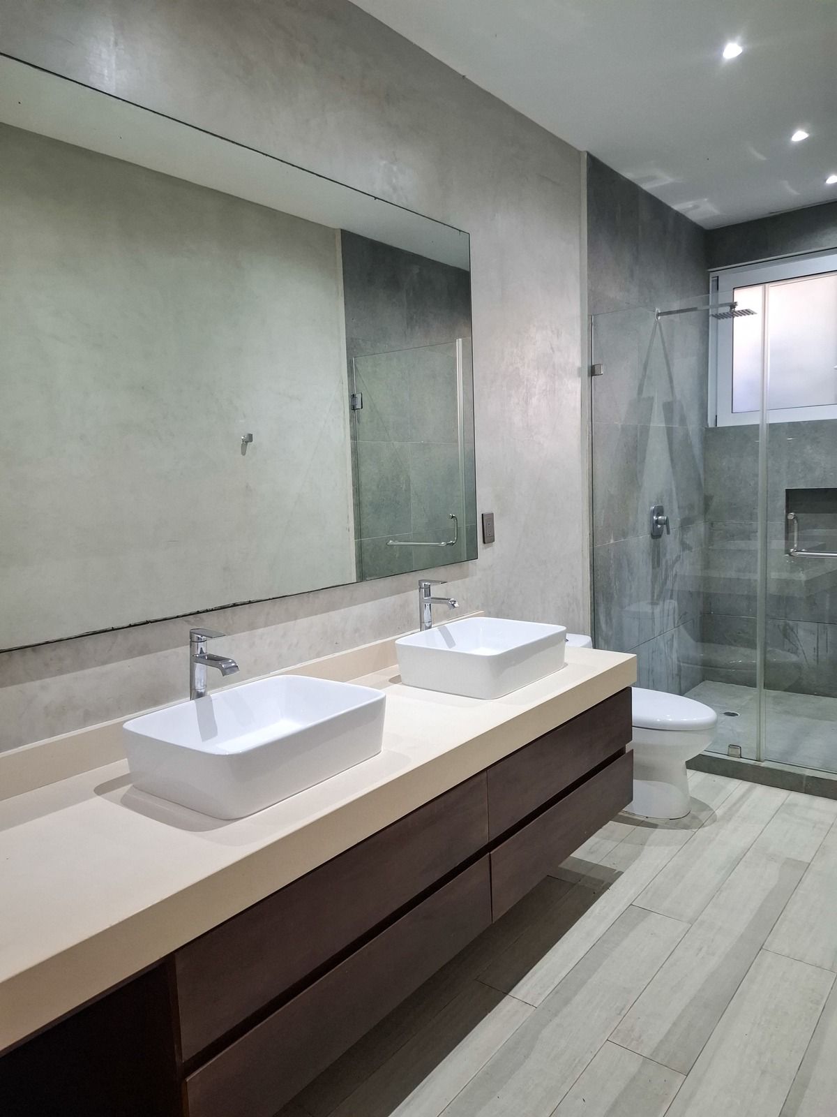 8 of 11: baño de la recamara principal