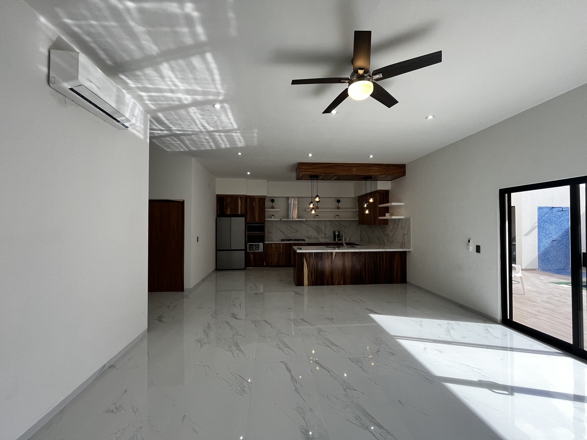 13 of 18: Area de Cocina/Comedor