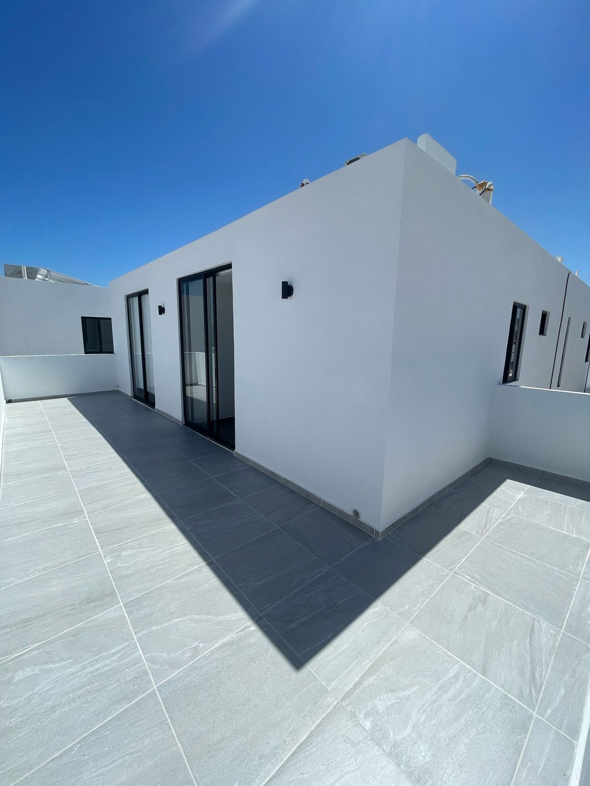 10 de 24: Balcón, Habitación Principal