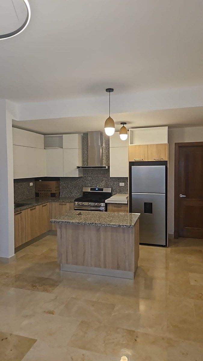 Alquiler nuevo a estrenar 1 hab más estudio cerrado   en Naco con áreas sociales image 3