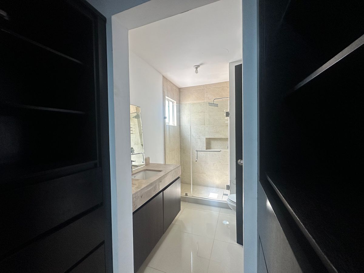 Casa en Montenova, García, foto 18 de 28