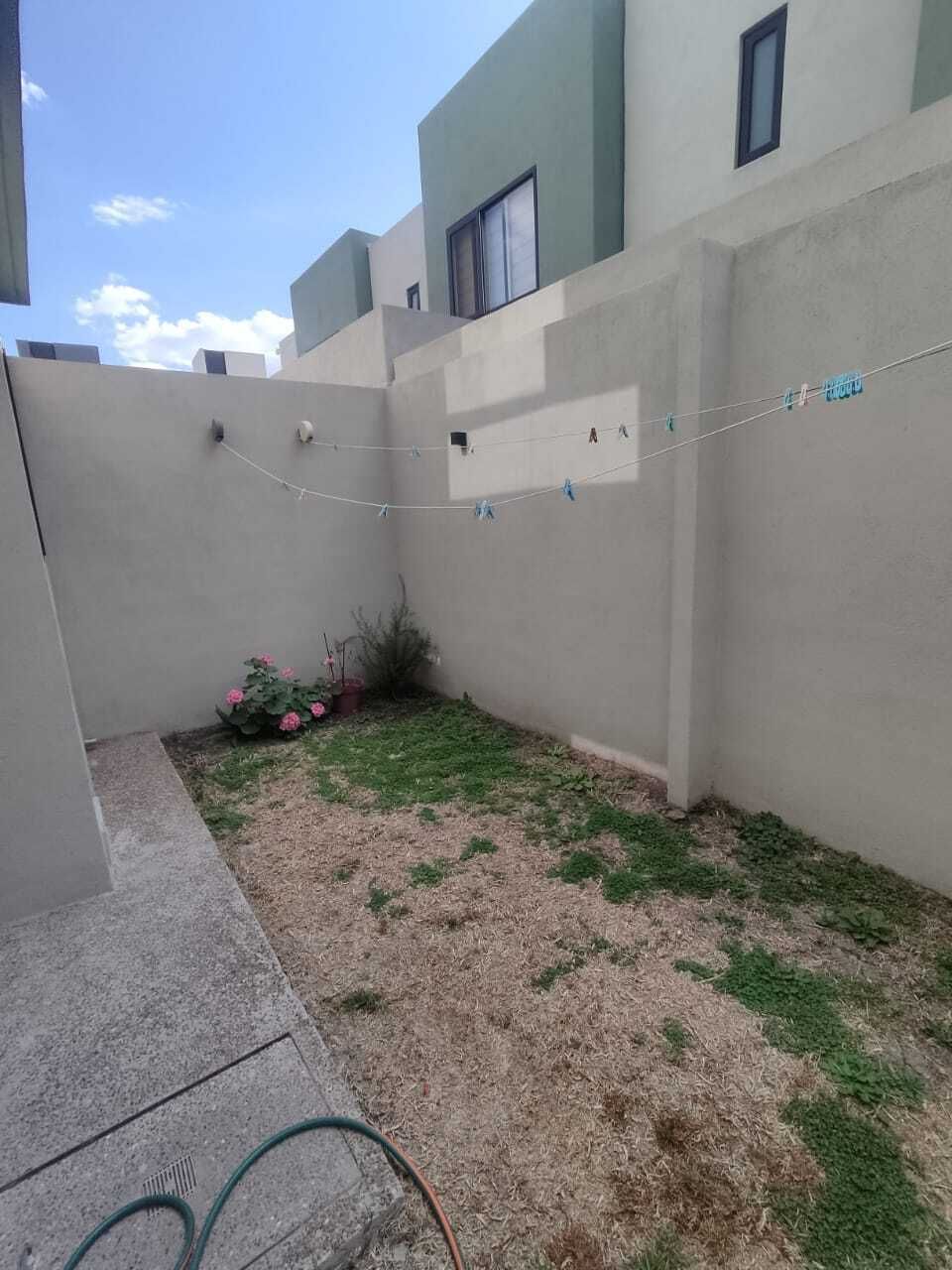 4 de 15