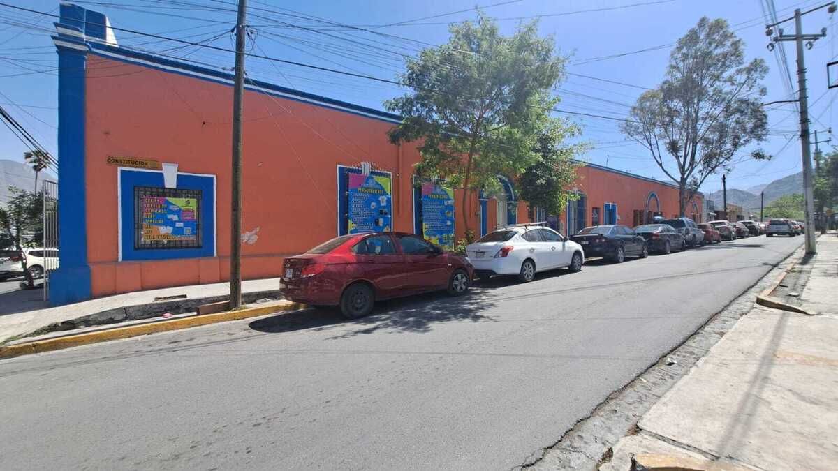 4 de 16