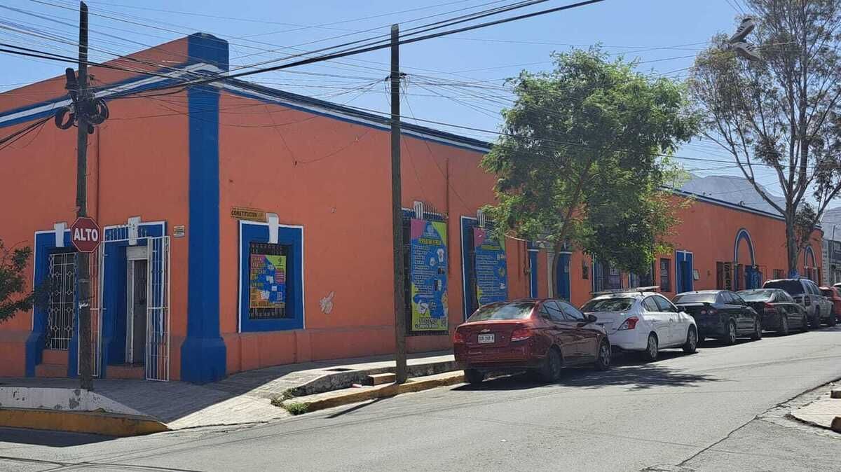 3 de 16