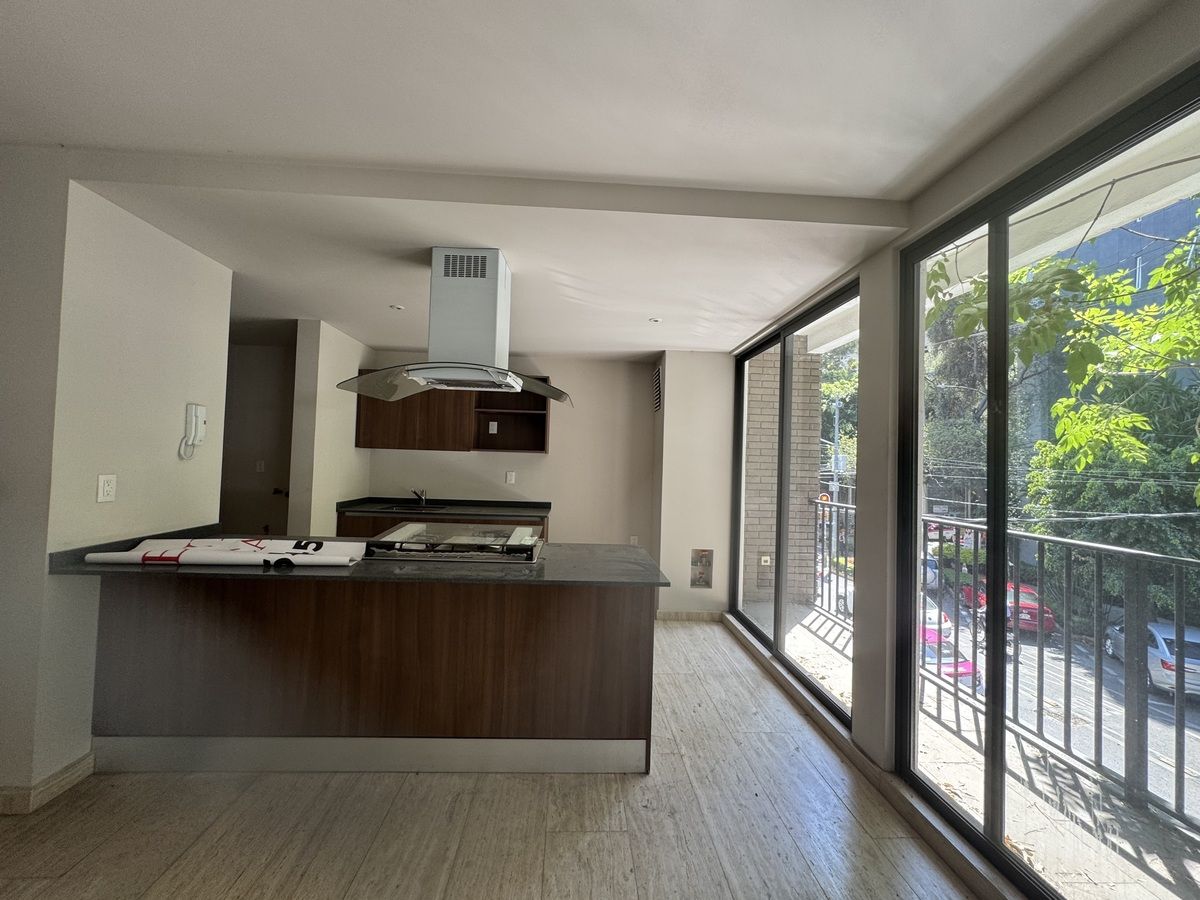 3 de 16: Terraza en sala comedor