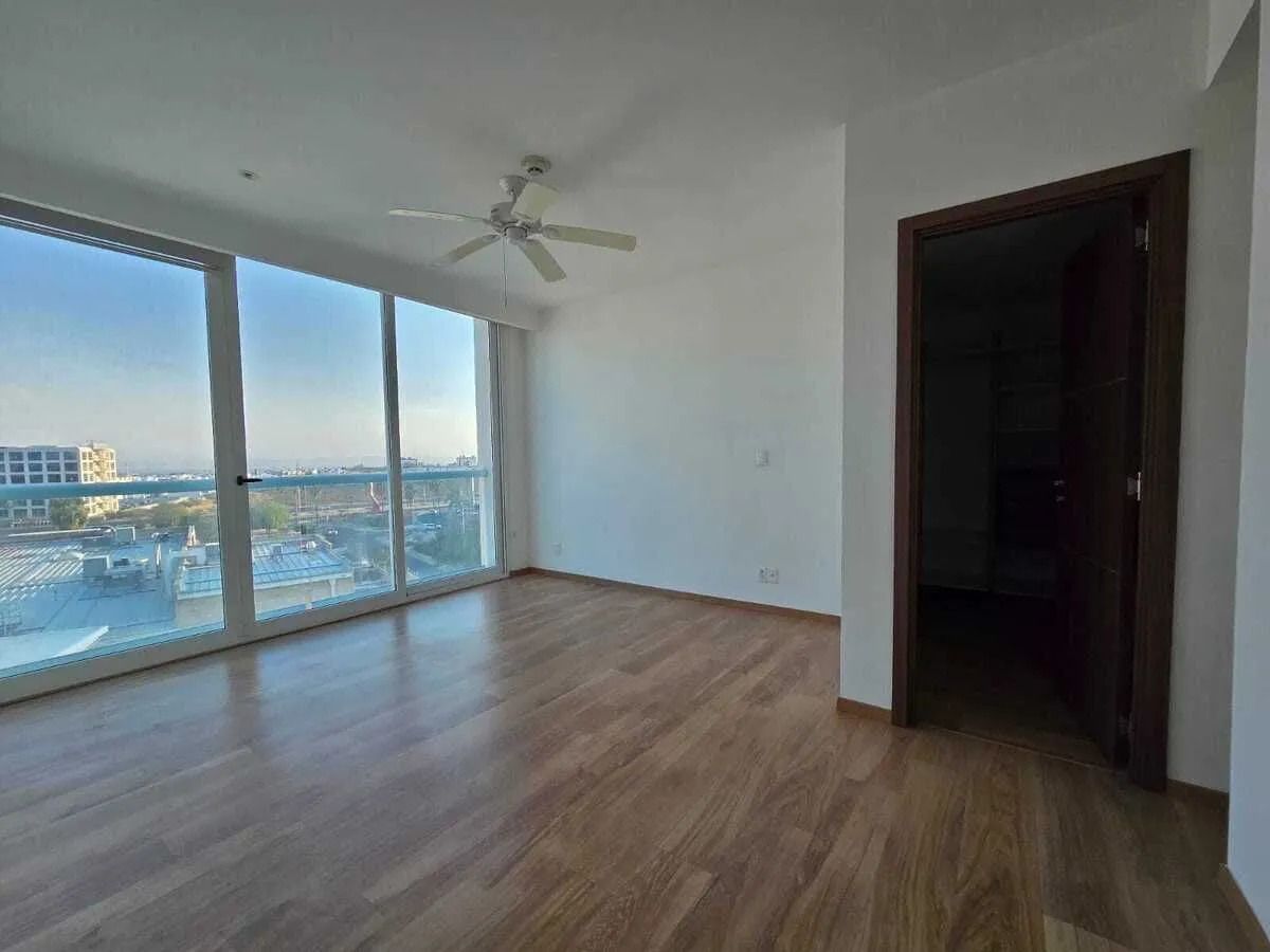 Departamento en Venta Juriquilla Towers – Vista, Terraza, 2 Rec