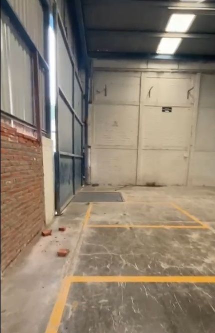 4 de 9