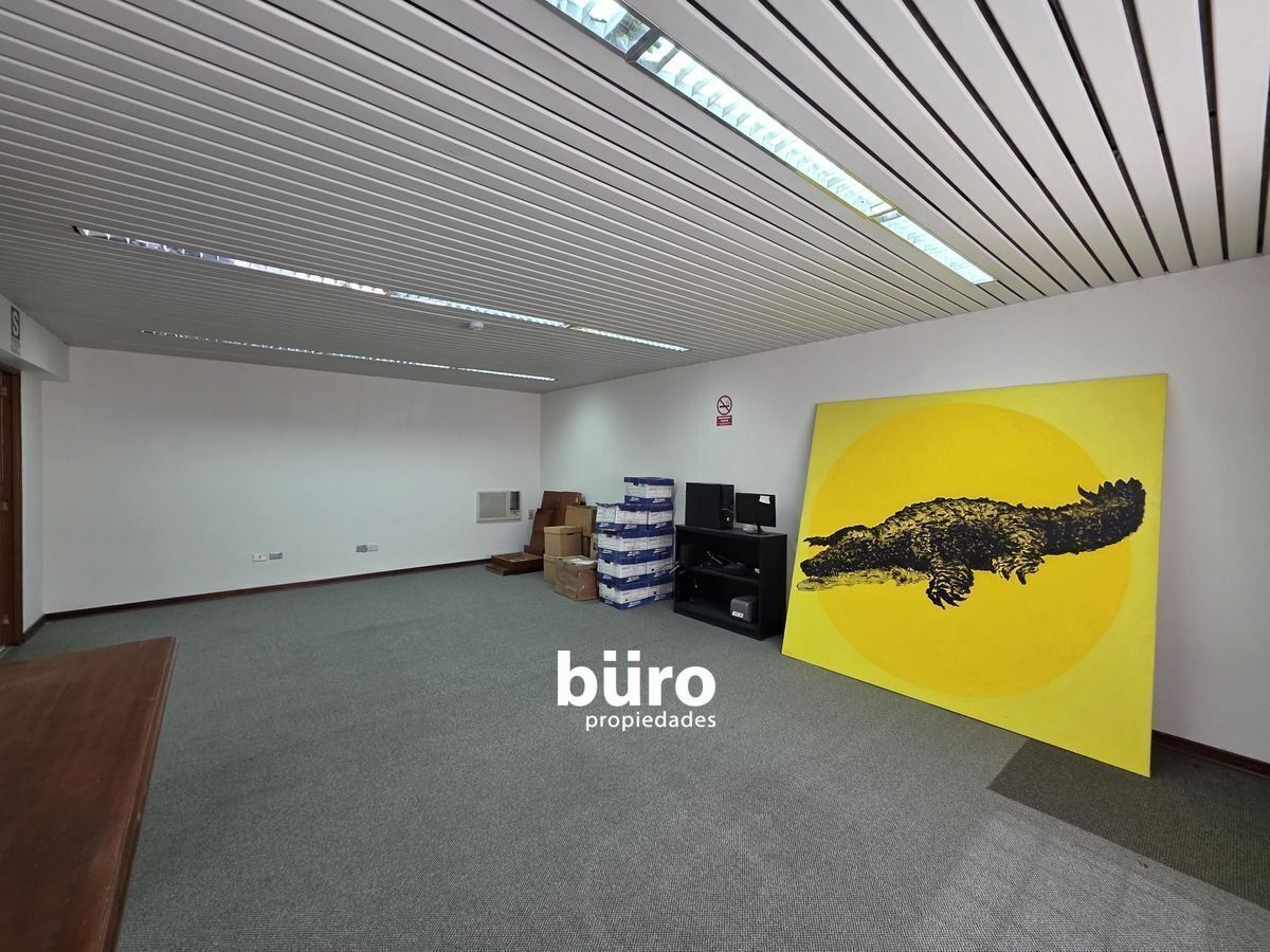 19 de 36: Oficina Piso 1