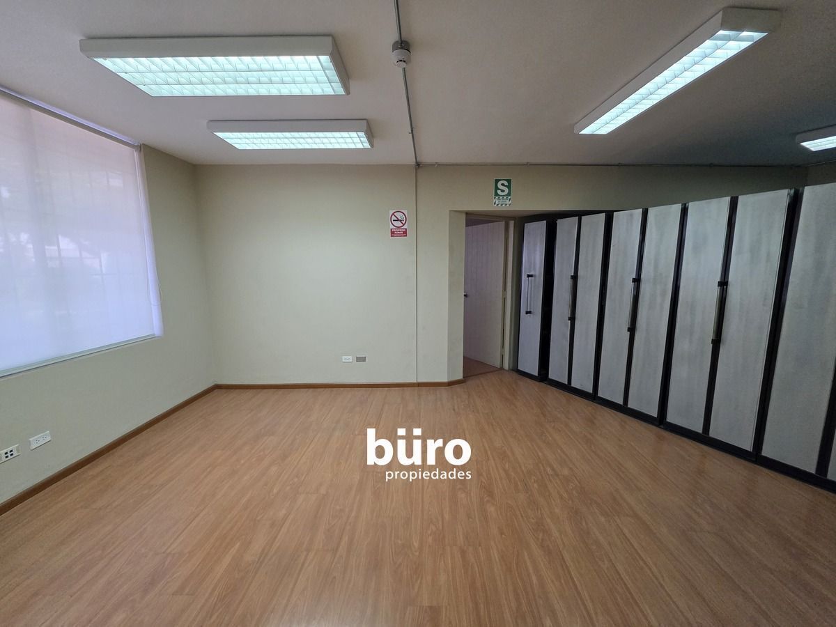 31 de 36: Oficina Piso 1
