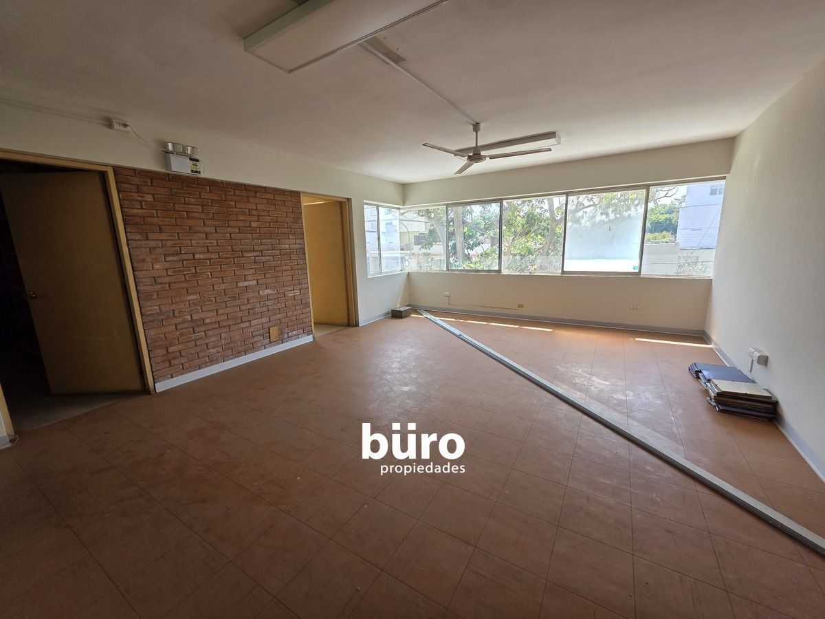 32 de 36: Oficina Piso 4