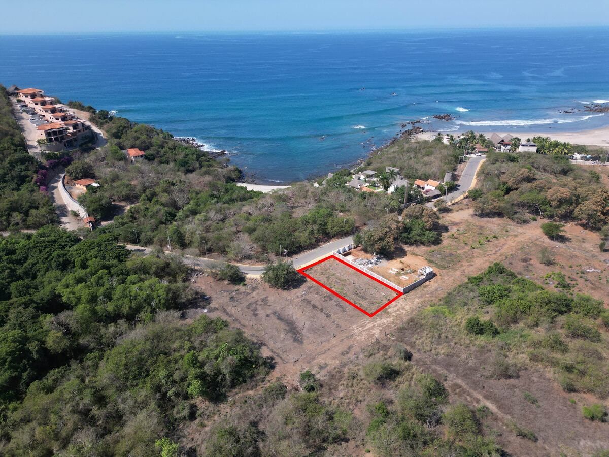 Lote en Playa Joluma Troncones