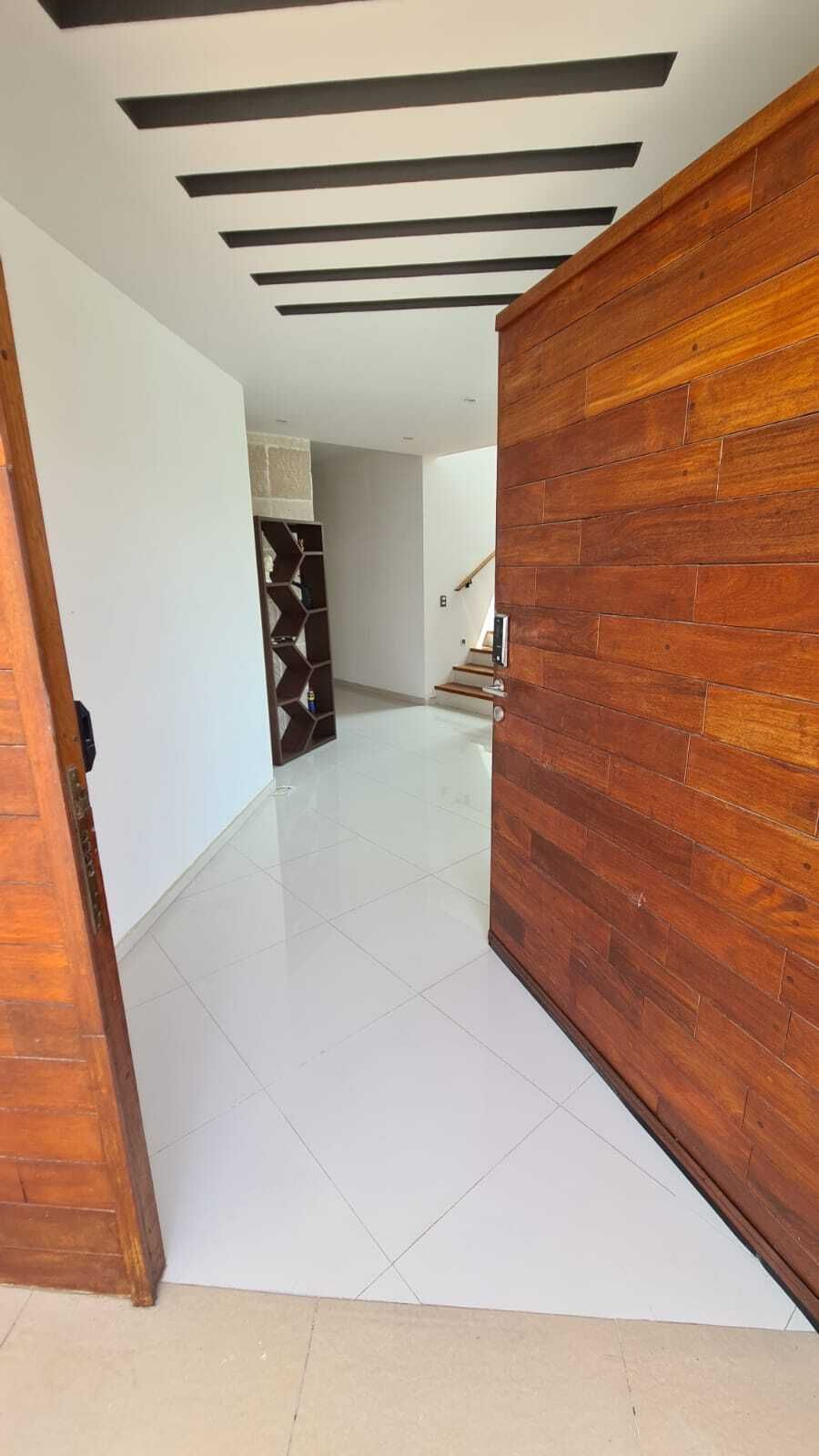 Acceso principal