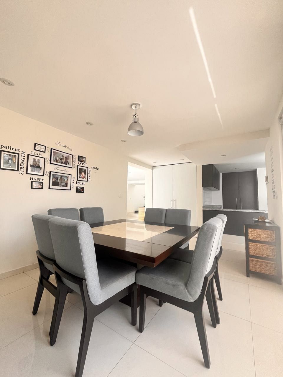 13 de 44: ANTECOMEDOR
